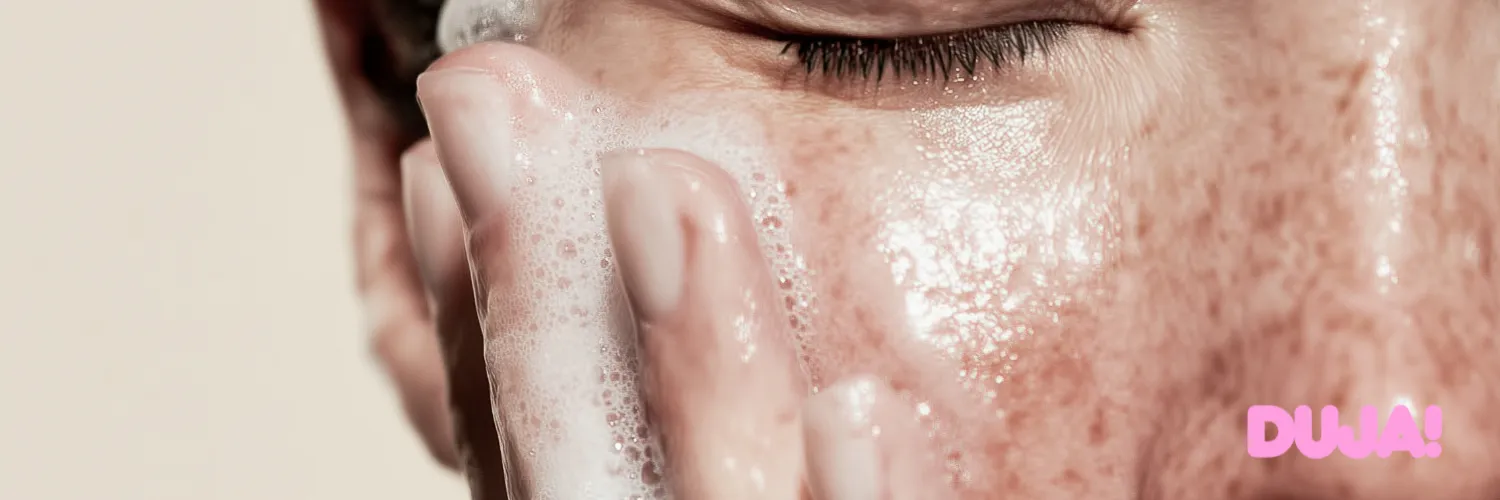 Grey Minimalist Skincare Store Twitter Header.zip - 8.png