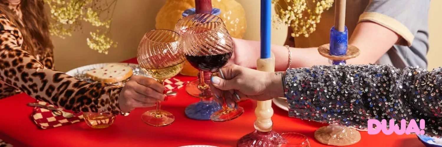 Grey Minimalist Skincare Store Twitter Header.png